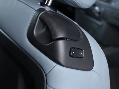 Used 2011 BMW M3 Coupe image 98