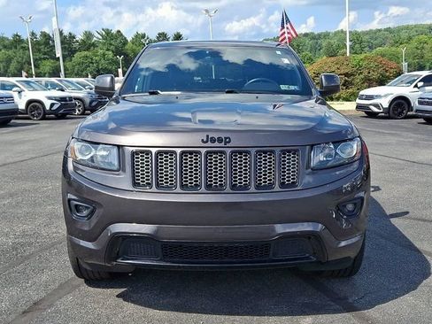 Used 2015 Jeep Grand Cherokee Altitude AWD/4WD image 2