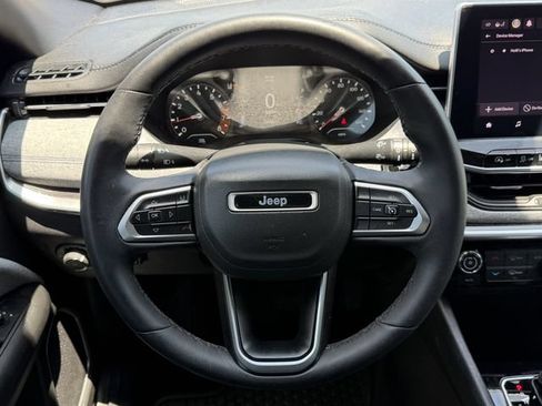 Used 2023 Jeep Compass Latitude w/ Convenience Group AWD/4WD image 13