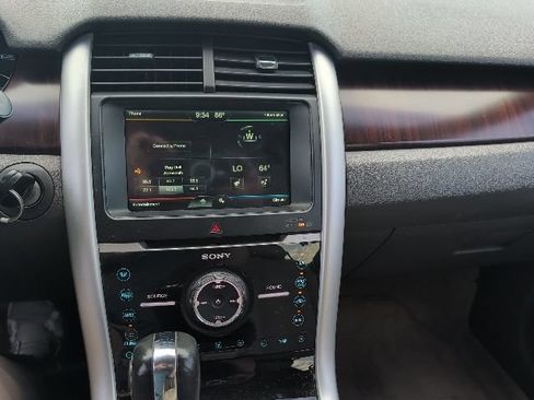 Used 2011 Ford Edge Limited AWD/4WD image 13
