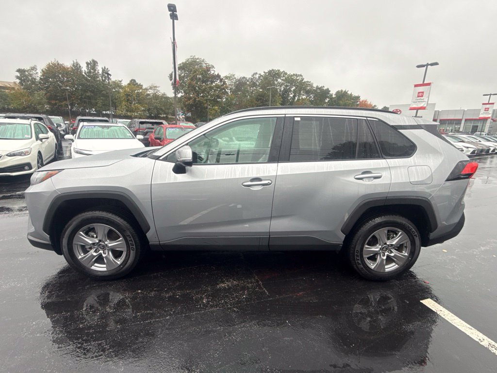 Used 2025 Toyota RAV4 XLE w/ Convenience Package AWD/4WD image 3