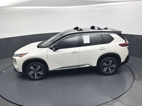 Used 2023 Nissan Rogue SL w/ SL Premium Package FWD image 33