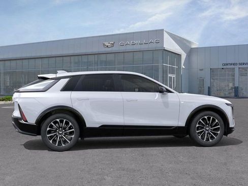 New 2026 Cadillac Lyriq Sport AWD/4WD image 5