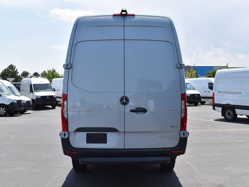 New 2025 Mercedes-Benz Sprinter 2500 image 6