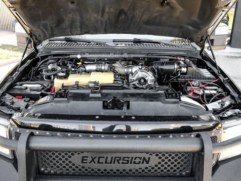 Used 2002 Ford Excursion Limited image 47