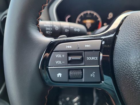 Used 2025 Honda Pilot Sport image 20