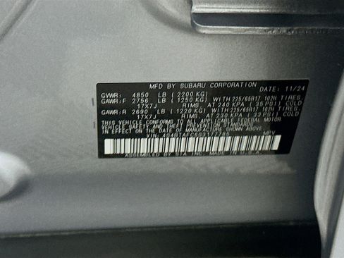 Used 2025 Subaru Outback Premium image 11