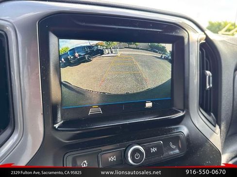 Used 2019 Chevrolet Silverado 1500 Custom Trail Boss w/ Custom Convenience Package AWD/4WD image 21