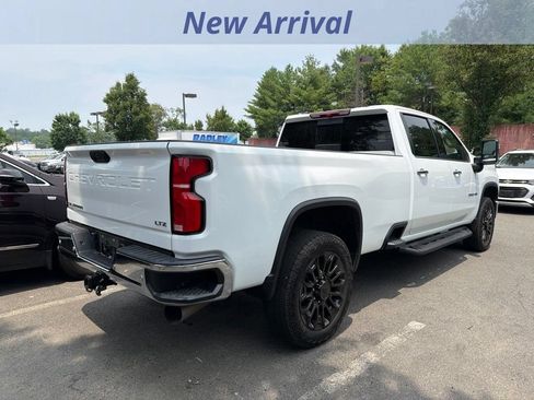 Used 2024 Chevrolet Silverado 2500 LTZ w/ LTZ Plus Package AWD/4WD image 11