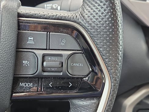 Used 2024 Toyota Tundra Limited AWD/4WD image 22
