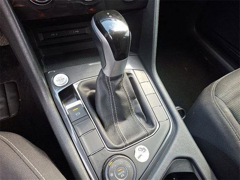 Certified 2024 Volkswagen Tiguan S image 14