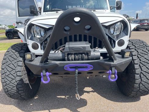 Used 2013 Jeep Wrangler Sport AWD/4WD image 15