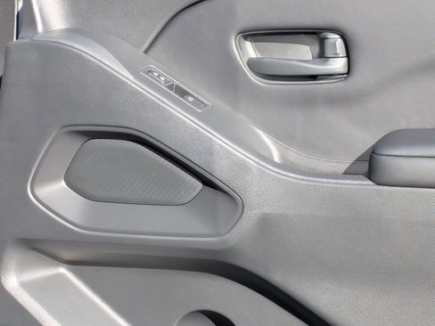 New 2026 Nissan Frontier SV w/ Tow Package image 30