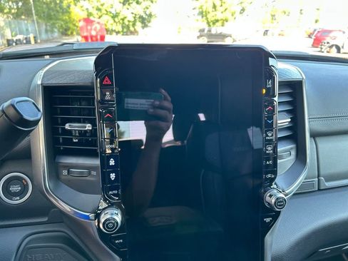 New 2026 RAM 2500 Laramie AWD/4WD image 15