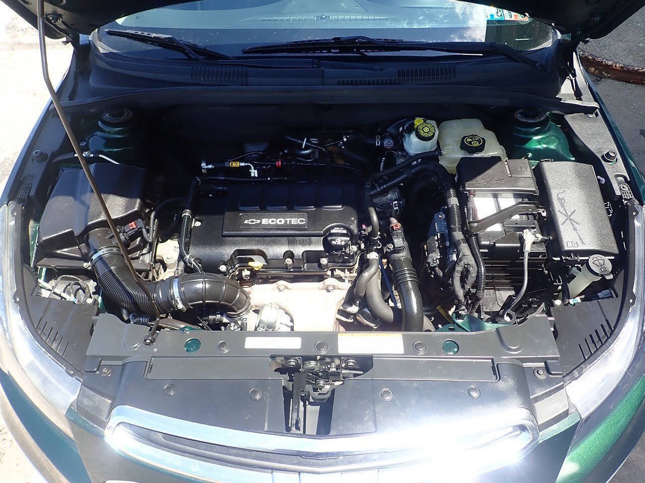 Used 2015 Chevrolet Cruze LT FWD image 37