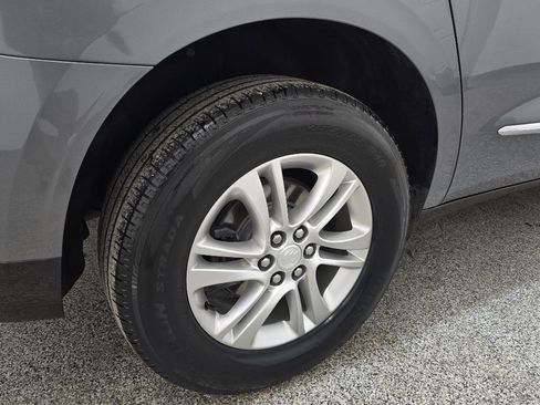 Used 2019 Buick Enclave Essence image 31