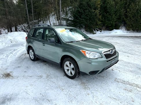 Used 2016 Subaru Forester 2.5i w/ Alloy Wheel Package image 3