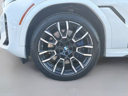 Used 2025 BMW X6 M60i AWD/4WD image 43