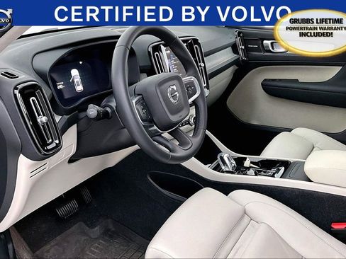 Used 2024 Volvo XC40 B5 Plus w/ Protection Package Premier image 17