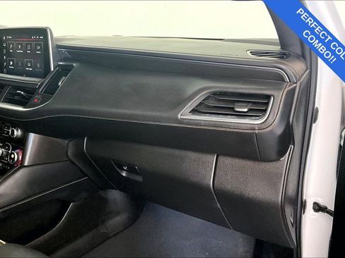 Used 2023 GMC Yukon XL AT4 image 22