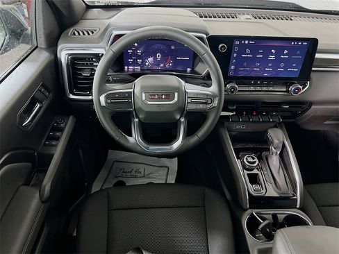 New 2026 GMC Canyon Elevation image 18