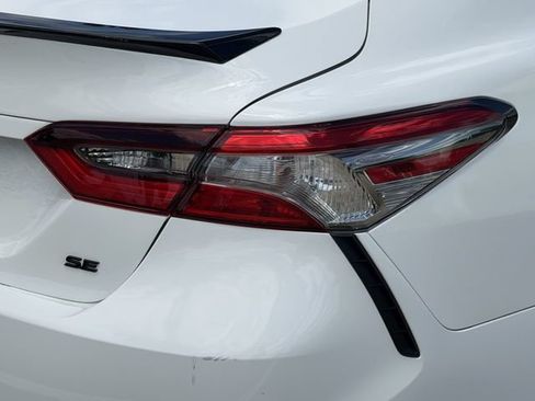 Used 2023 Toyota Camry SE w/ Convenience Package FWD image 7