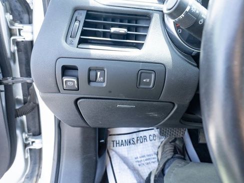 Used 2014 Chevrolet Impala LT image 24