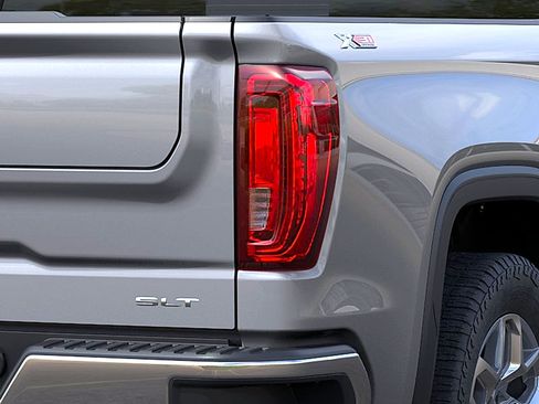 New 2026 GMC Sierra 1500 SLT AWD/4WD image 11
