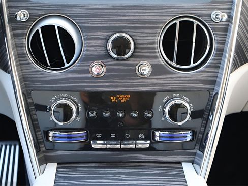 New 2026 Rolls-Royce Cullinan image 23