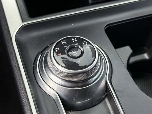 Used 2022 Ford Edge SE w/ Black Appearance Package image 12