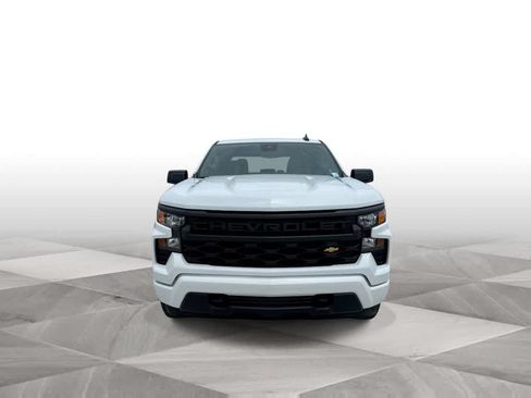 Used 2024 Chevrolet Silverado 1500 Custom RWD image 3