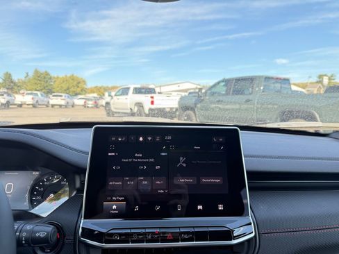 New 2026 Jeep Compass Trailhawk image 26