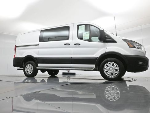 Certified 2023 Ford Transit 250 Low Roof w/ Exterior Upgrade Package image 44