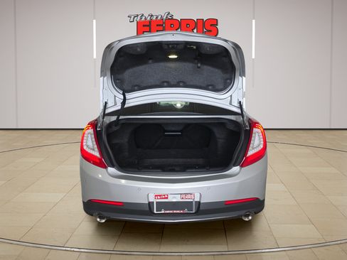 Used 2016 Lincoln MKS FWD image 9