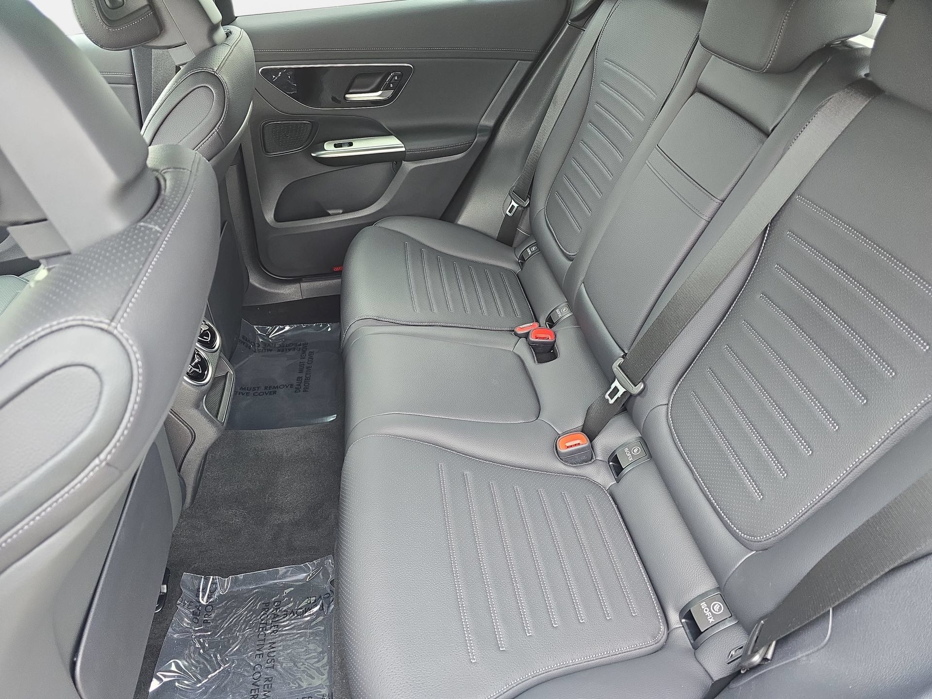 Used 2024 Mercedes-Benz GLC 300 4MATIC w/ AMG Line image 14