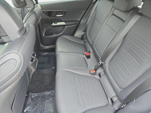Used 2024 Mercedes-Benz GLC 300 4MATIC w/ AMG Line image 14