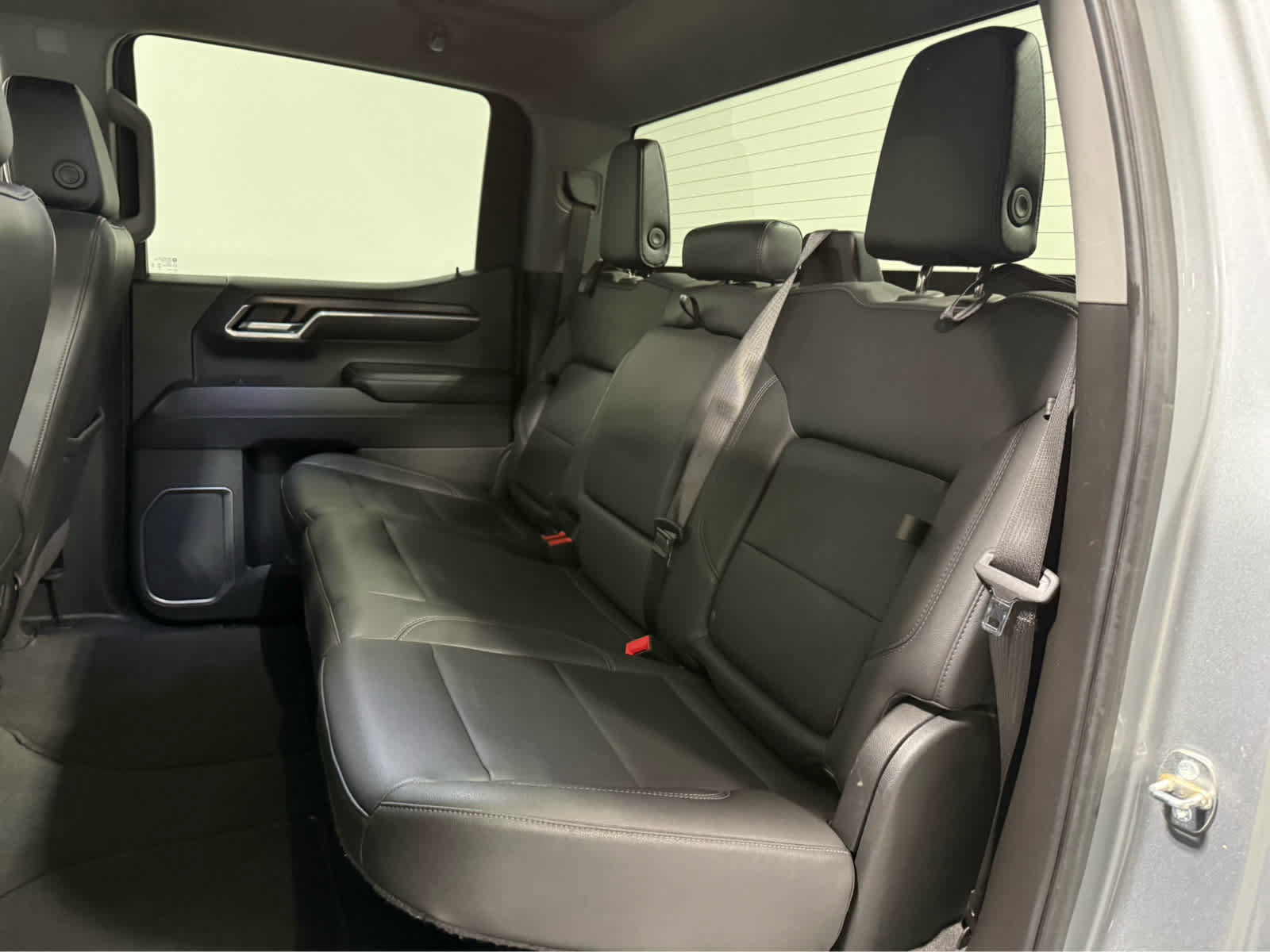 Used 2024 GMC Sierra 1500 SLT AWD/4WD image 14