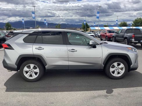 Used 2020 Toyota RAV4 LE w/ All Weather Liner Package AWD/4WD image 7