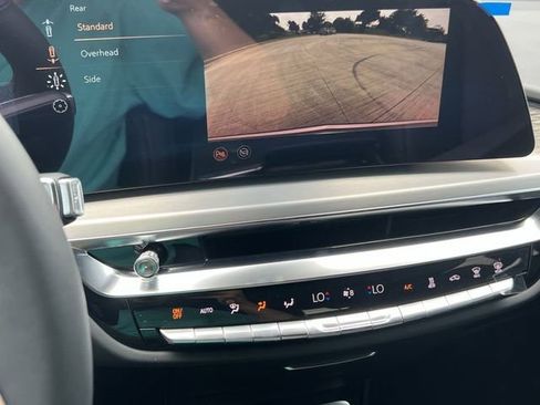 New 2025 Cadillac Lyriq Luxury image 16