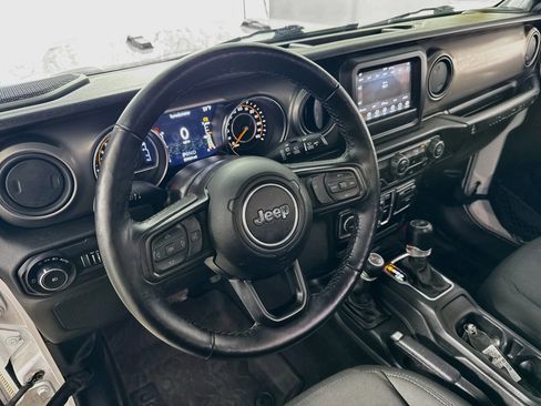 Used 2021 Jeep Wrangler Unlimited Sport image 22