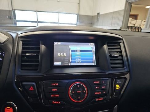Used 2013 Nissan Pathfinder SL w/ SL Premium Pkg AWD/4WD image 14