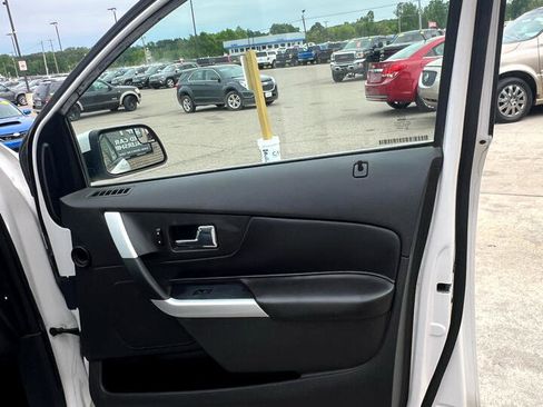 Used 2011 Ford Edge Limited w/ Canadian Touring Pkg image 16
