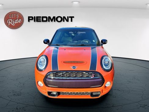 Used 2019 MINI Cooper S image 3