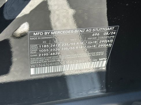Certified 2025 Mercedes-Benz GLA 250 4MATIC image 27