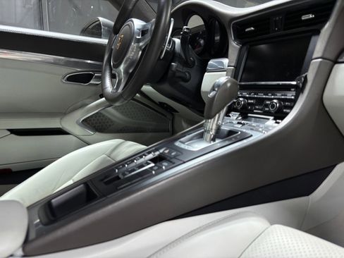 Used 2013 Porsche 911 Carrera S image 10