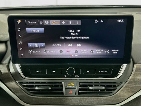 Used 2024 Nissan Altima 2.5 SV w/ SV Premium Package FWD image 19