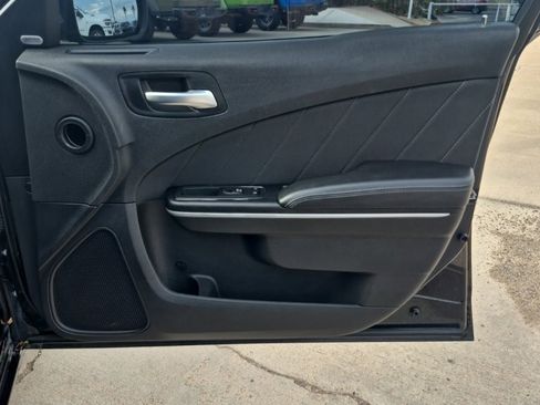 Used 2018 Dodge Charger SXT Plus image 17
