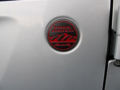 Used 2022 Jeep Wrangler Unlimited Rubicon w/ Cold Weather Group image 20