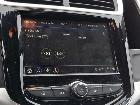 Used 2018 Chevrolet Sonic Premier FWD image 14