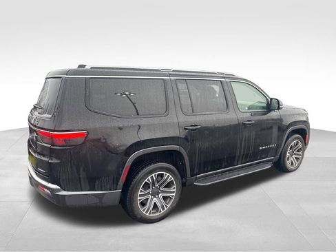 Used 2022 Jeep Wagoneer Series III image 5